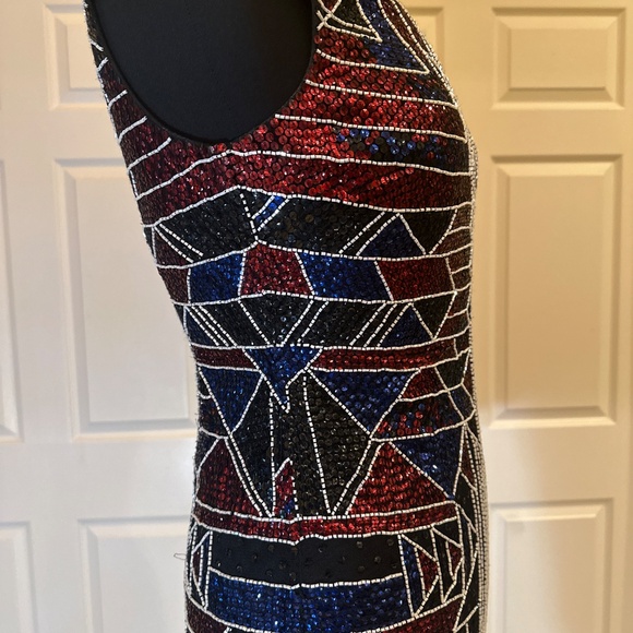 Formal dress - Picture 8 of 16